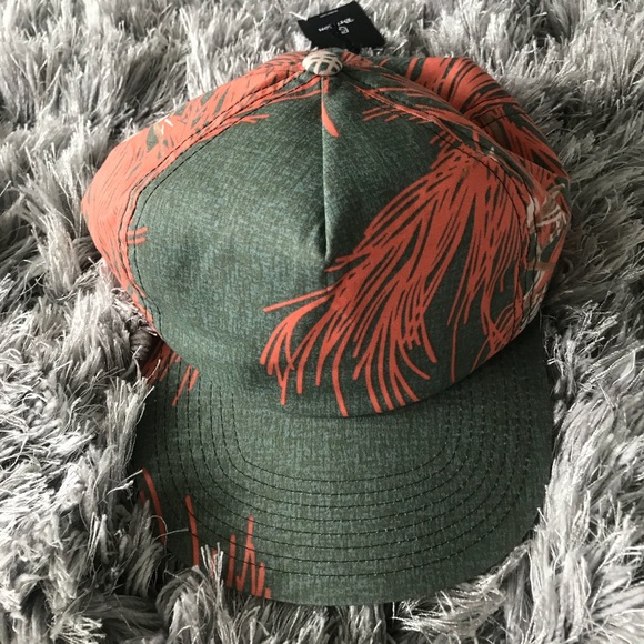 Braxton Cap - Picture 2 of 5